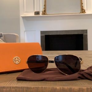 Tory Burch Aviator Sunglasses